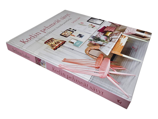 Kirja (Kodin pehmeät sävyt : Sisusta tyylikkäästi ihanilla pastelleilla - Selina Lake)