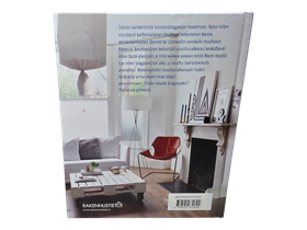 Kirja (Sisustusbloggaajan kotona : Ideoita Susustamiseen - Käytännön Neuvoja Omaan Blogiin - Ellie Tennant)