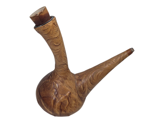 Viinikarahvi nahkapäällysteellä