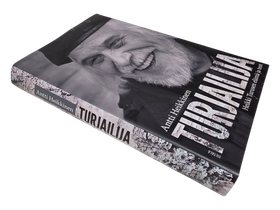 Kirja (Turjailija : Heikki Turusen elämä ja teot - Antti Heikkinen)