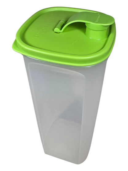 Säilytysastia (Tupperware)