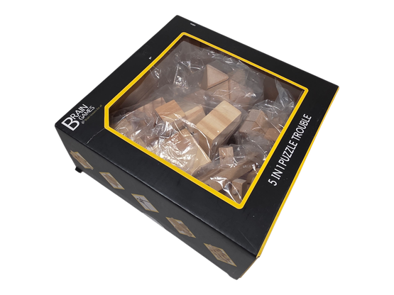 Neljä puista pulmapeliä