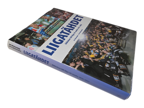 Kirja (Liigatähdet 1975-2005 - Ari Mennander)