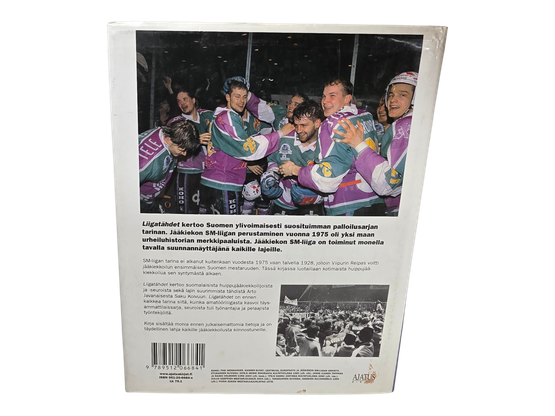 Kirja (Liigatähdet 1975-2005 - Ari Mennander)