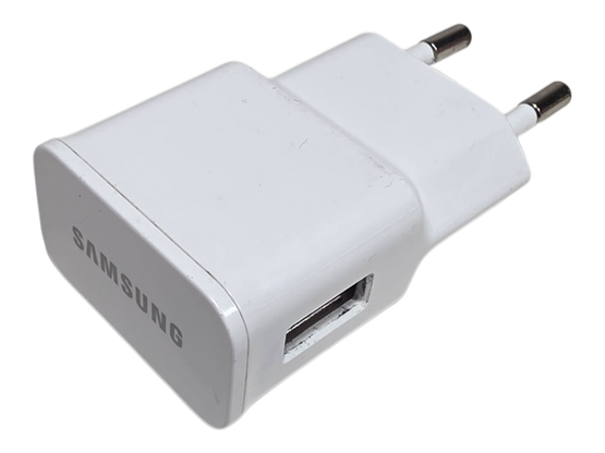 Laturi (Samsung ETA-U90EWE / 5V2A)