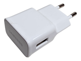 Laturi (Samsung EP-TA12EWE / 5V2A)