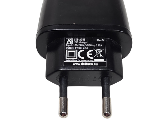 Laturi (Deltaco USB-AC59 / 5V2,4A)