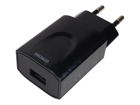 Laturi (Deltaco USB-AC158 / 5V2,4A)