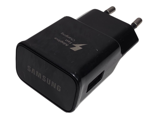 Laturi (Samsung EP-ТА2ОЕВЕ / 5V2A)