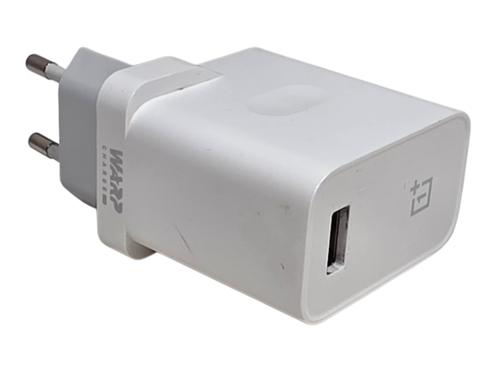 Laturi (One+ WC0506A31JH / 5V2A)