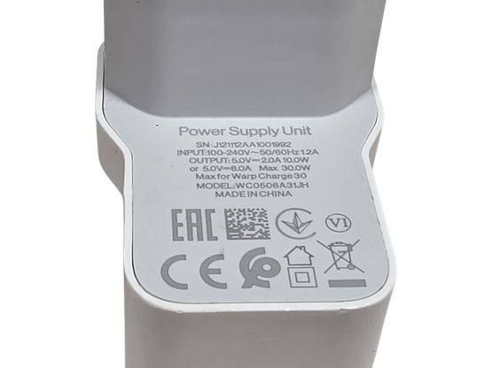 Laturi (One+ WC0506A31JH / 5V2A)