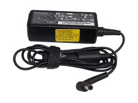 Laturi 45W Ø 5,5mm (Chicony A13-040N3A)