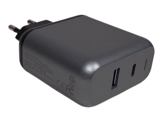 Laturi (Satechi ST-MCCAM-EU / USB-C PD 5V/3A,9V2A, 12V/15A,15V1:2A / 5V2.4A)