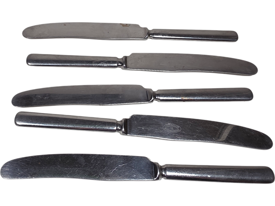 Viisi veistä (Hackman - Sorsakoski)