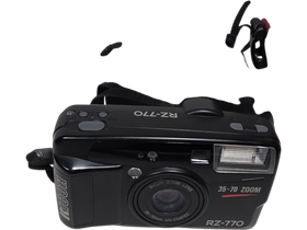 Filmikamera (Ricoh RZ-770)