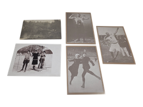 Neljä vanhaa postikorttia (valokuvia)