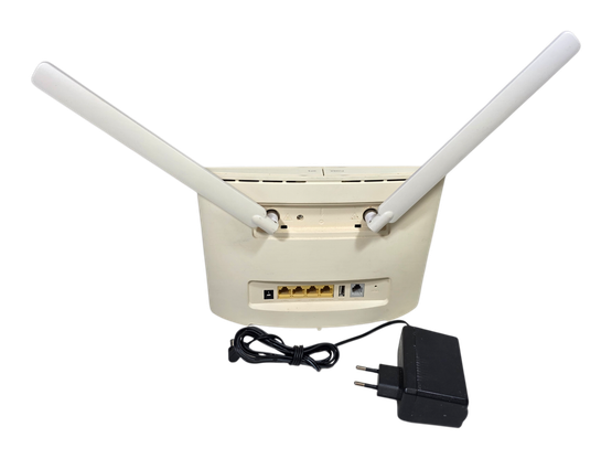 4G -modeemi / reititin (Huawei B525s-65a)