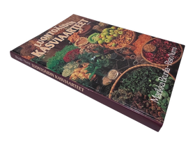 Kirja (Luontoäidin Kasviaarteet - Marikka Brunila)