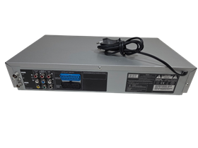 DVD/VHS -soitin (Philips DVP3100V-02) -puutteellinen