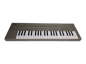 Kosketinsoitin (Yamaha PortaSound PC-100)