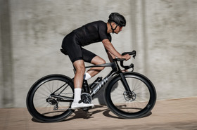 BMC Teammachine R 01 Masterpiece runkosetti