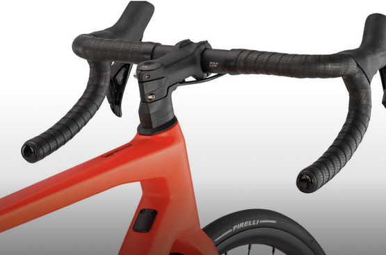 BMC Teammachine THREE uudella ohjaamolla