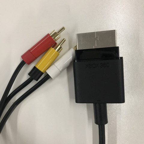 Xbox 360 komposiittikaapeli