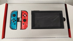 Nintendo Switch V2 konsoli