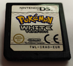 Pokemon White Version (NDS)