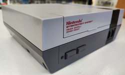 Nintendo NES -konsolipaketti