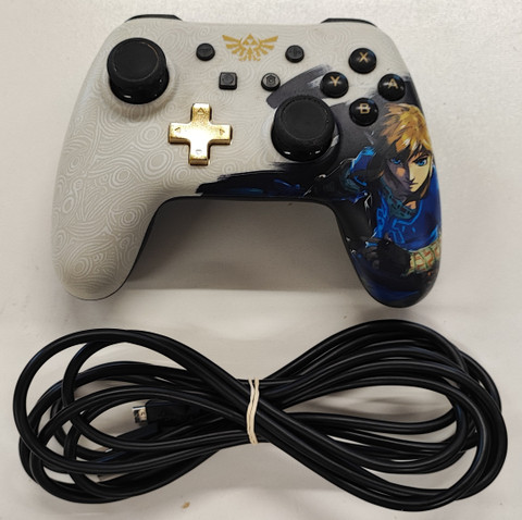 PowerA langallinen tarvikeohjain (Switch)