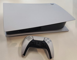 Playstation 5 levyasemallinen 825Gb konsoli