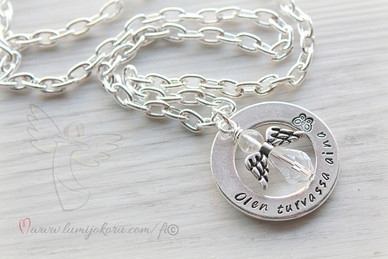 TEKSTIKORU ENKELIRIIPUKSELLA