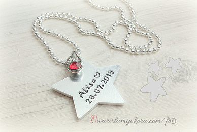 TÄHTIRIIPUS TEKSTILLÄ 