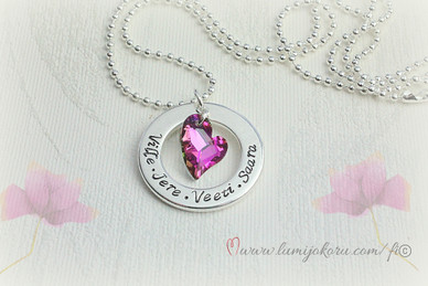 TEKSTIRIIPUS KRISTALLISYDÄMELLÄ