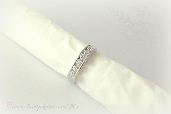 HOPEINEN RIVISORMUS ZIRKONIOILLA 19mm