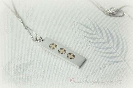 Elis Kauppi riipus hopeaa