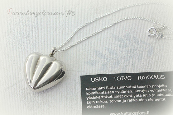 Ristomatti Ratia UTR- riipus