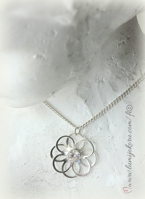 Salovaara riipus  hopeaa