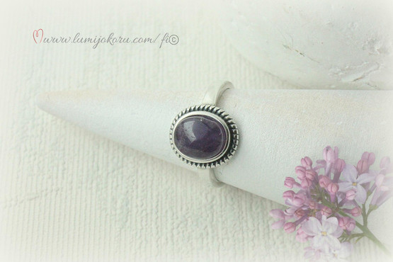 Kivisormus hopea 18mm