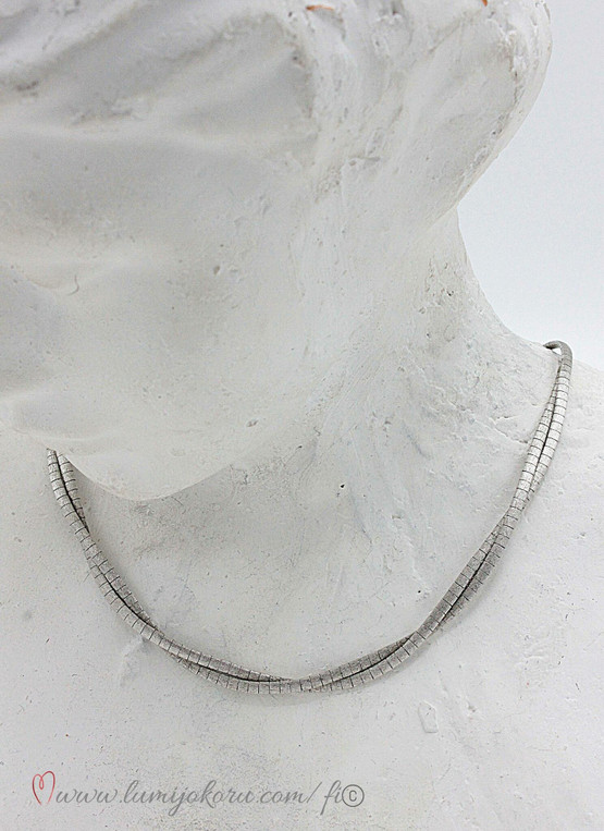 Hopeakaulakoru panta