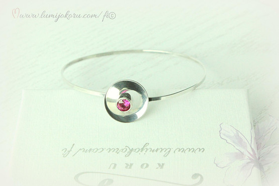 Siro rannekoru hopeaa