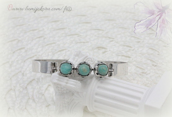 Rannekoru vuodelta 1967 