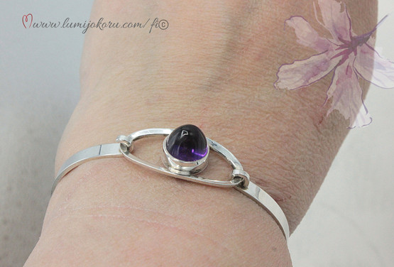 E.Granit rannekoru, ametisti