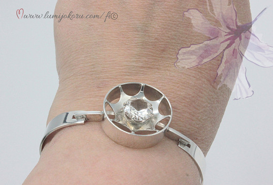 Kultaseppä Salovaara rannekoru