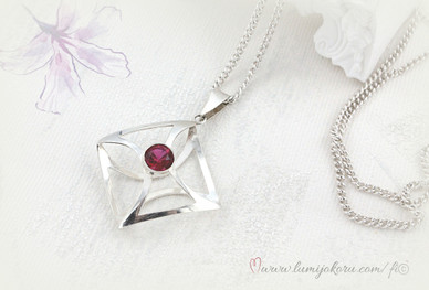 Salovaara riipus  hopeaa