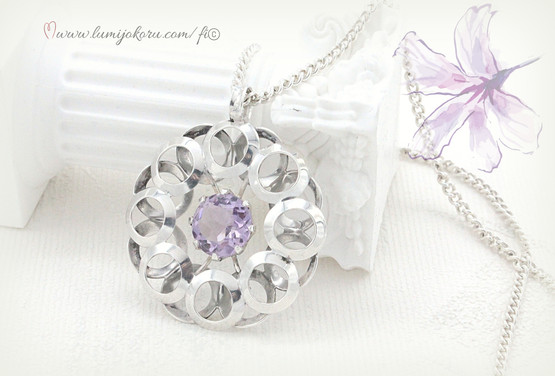 Hopeariipus Tuomo Rissanen