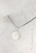 Laattakaulakoru hopeaa