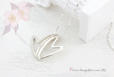 Tuplasydän kaulakoru hopeaa