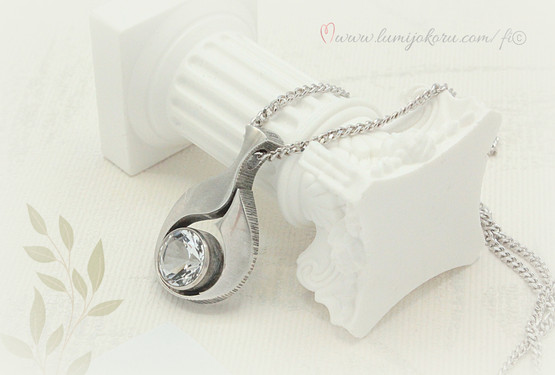 Finnfeelings hopeariipus